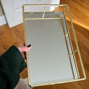 6 Mirrored gold trays